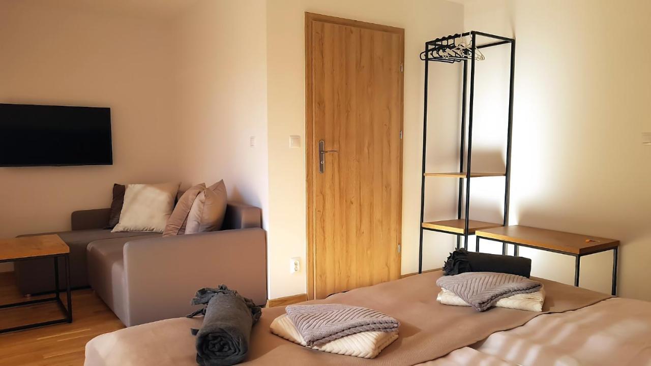 Wodnik Uslugi Hotelarskie, Apartamenty 로비 외부 사진